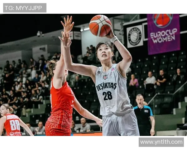 李月汝风暴首秀表现抢眼22分钟内展现三大亮点力压女版文班